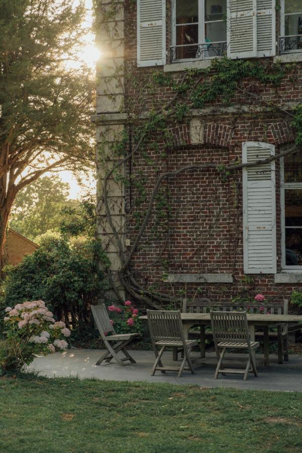 Petit Chateau Vercourt Exterior photo